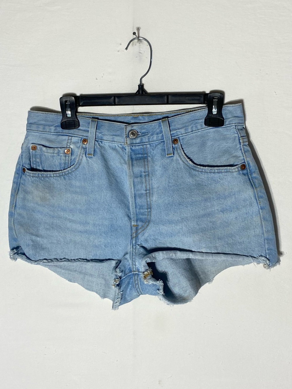 Levi’s 501 Light Wash Button Fly Cut Off Denim Jean Shorts Festival Shorts 29